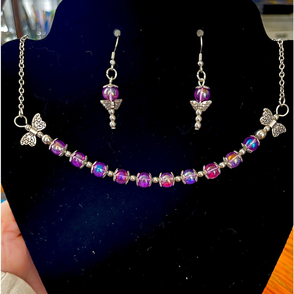 Butterfly earrings and necklace.